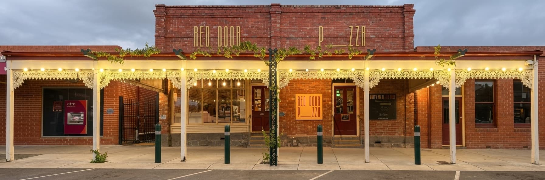 Red Door Pizza Storefront