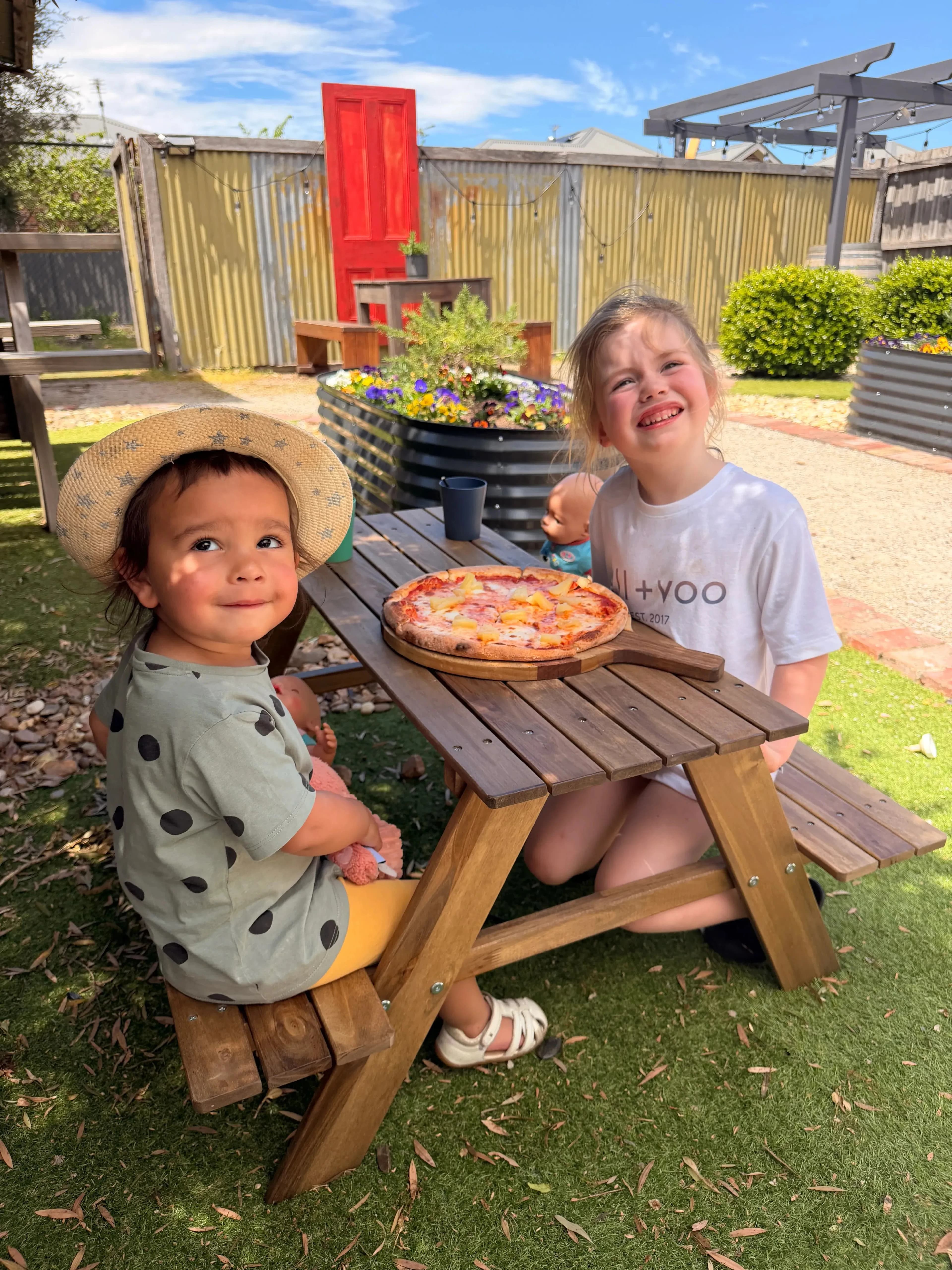 Take-home vacuum-sealed pizza bases